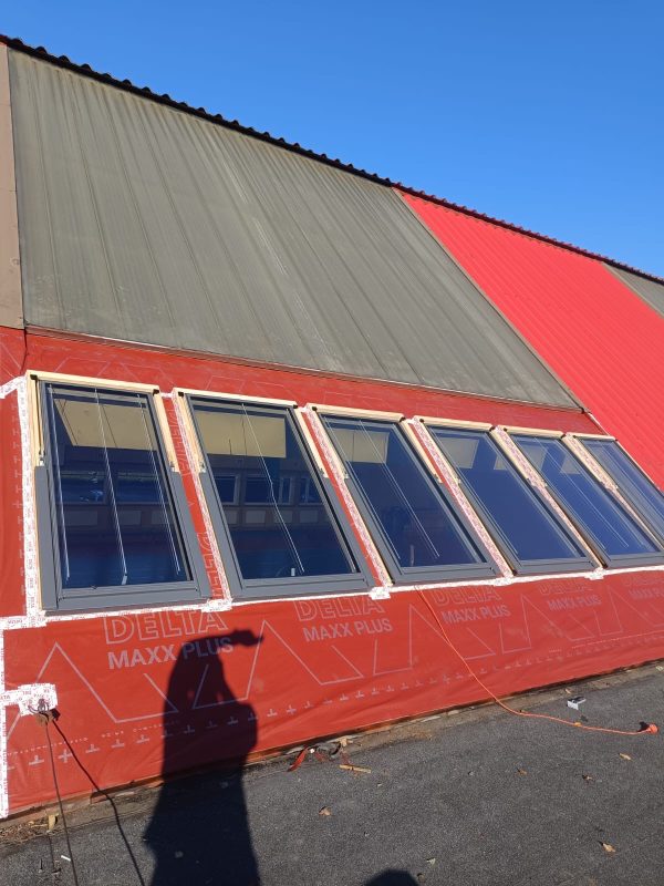 Wymiana Stolarki Okiennej w Hali Sportowej w Wieliszewie